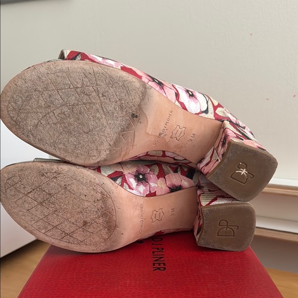 Donald Pliner Floral Pink Women's Mules - Picture 6 of 7